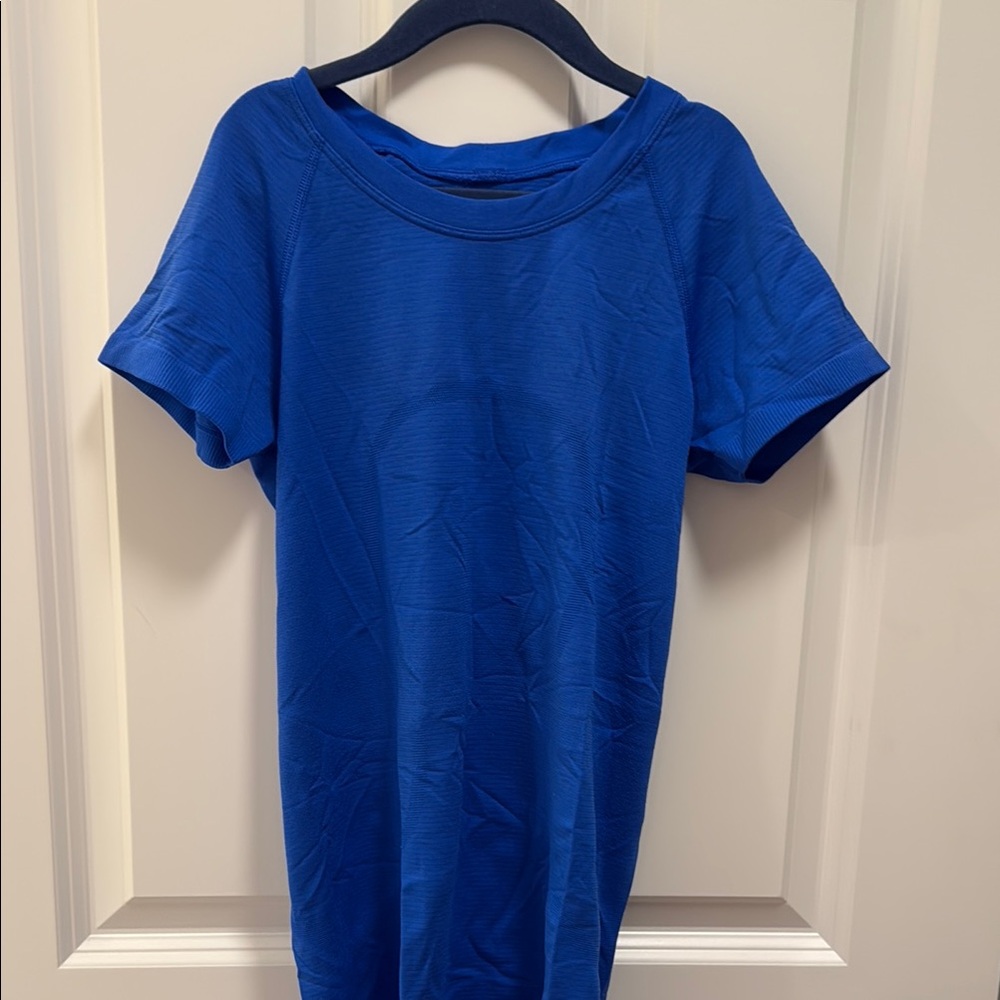 lululemon athletica Blue Short Sleeve Tee